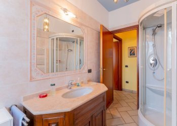 Bagno - Semi-detached house via monterosa
 
23, Pombia - photo 39