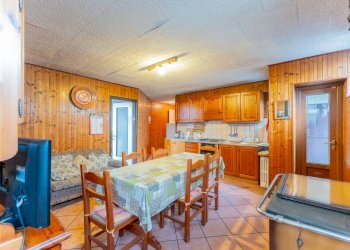 Sala da pranzo - Semi-detached house via monterosa
 
23, Pombia - photo 44
