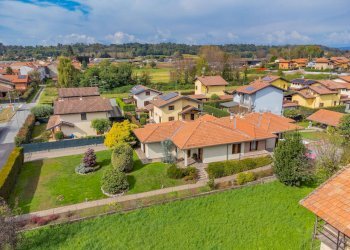 Casa all\'aperto - Semi-detached house via monterosa
 
23, Pombia - photo 69