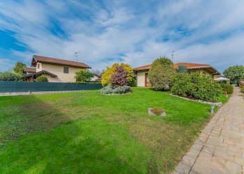 Giardino - Semi-detached house via monterosa
 
23, Pombia - photo 109