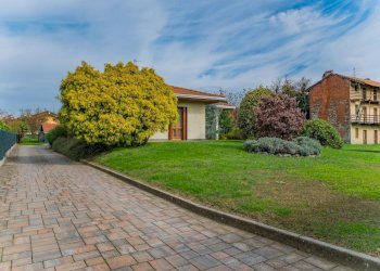 Giardino - Semi-detached house via monterosa
 
23, Pombia - photo 112