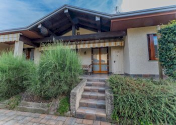 Casa all\'aperto - Semi-detached house via monterosa
 
23, Pombia - photo 113