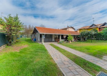 Casa all\'aperto - Semi-detached house via monterosa
 
23, Pombia - photo 121