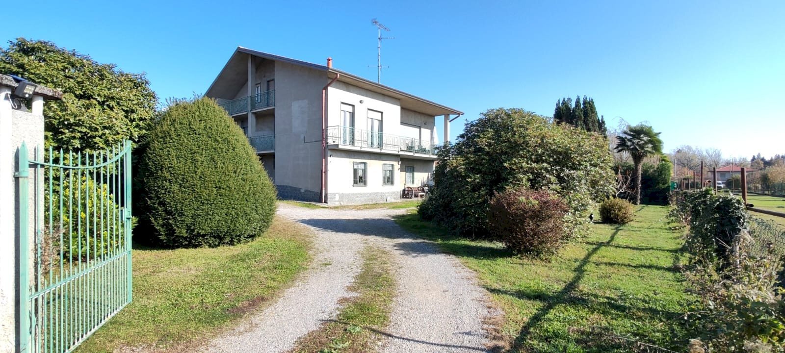 Casa all\'aperto - Independent house Via Masera, Oleggio Castello - photo 1