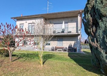 Casa all\'aperto - Independent house Via Masera, Oleggio Castello - photo 2