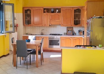 Cucina - Independent house Via Masera, Oleggio Castello - photo 15