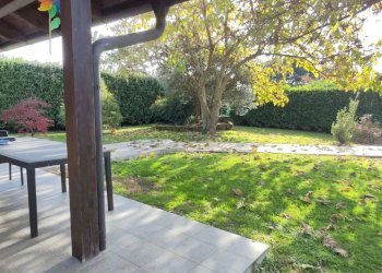 Giardino - Casa indipendente Via De Medici, Bellinzago Novarese - foto 5