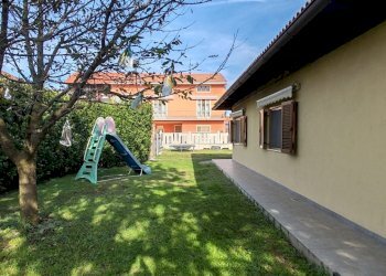 Giardino - Casa indipendente Via De Medici, Bellinzago Novarese - foto 8