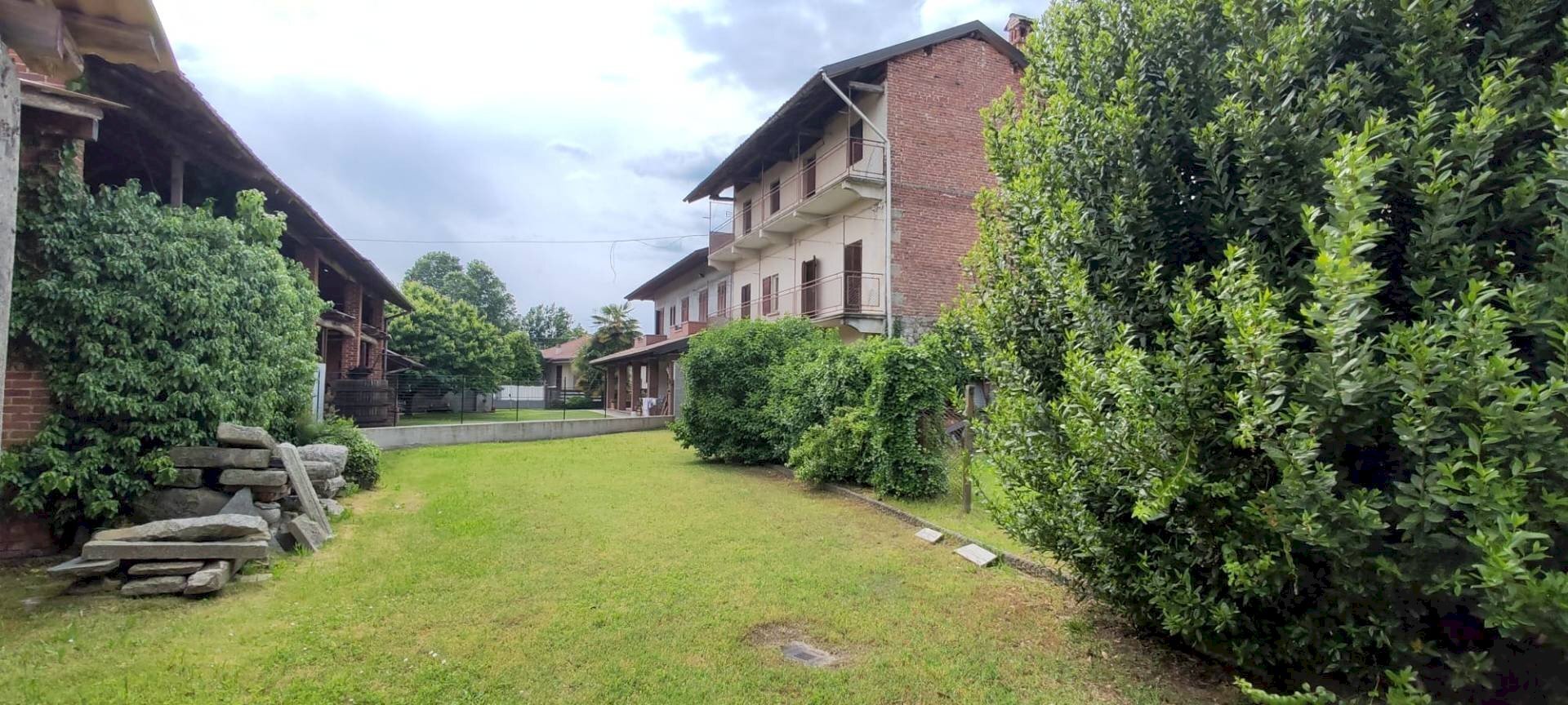 Giardino - Semi-detached house Via Mazzini, Fontaneto d'Agogna - photo 3