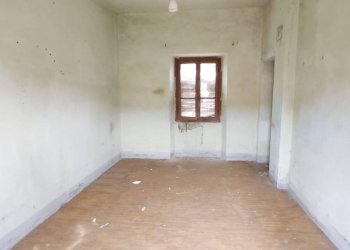 Stanza vuota - Semi-detached house Via Mazzini, Fontaneto d'Agogna - photo 12