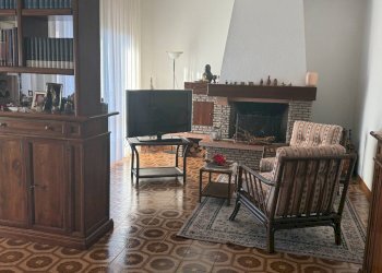 Soggiorno - Villa via Manzoni
 
19, Brebbia - photo 10