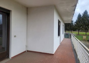 Balcone - Villa Via Giuseppe Garibaldi
 
11, Gargallo - photo 8