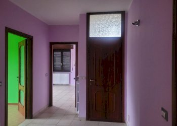 Hall / corridoio - Villa Via Giuseppe Garibaldi
 
11, Gargallo - photo 13