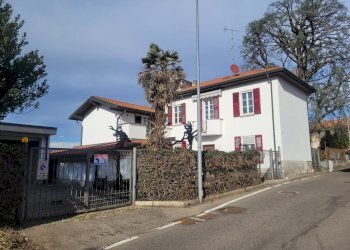 Casa all\'aperto - Villa via San Francesco D'Assisi
 
18, Cantù - photo 1