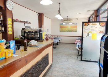 Cucina - Attività Commerciale Via Magenta, Busto Arsizio - foto 5