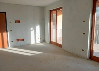 Stanza vuota - Villa a Schiera Poggio Radioso, Nebbiuno - foto 26
