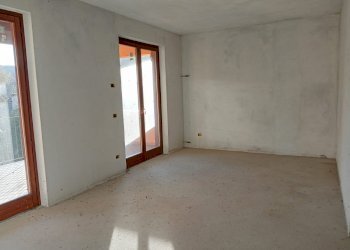 Stanza vuota - Villa a Schiera Poggio Radioso, Nebbiuno - foto 29
