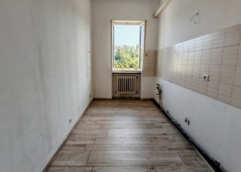 Stanza vuota - Three-room apartment VIA SAN ROCCO
 
53, Vergiate - photo 14