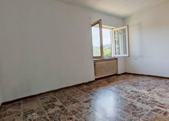 Stanza vuota - Three-room apartment VIA SAN ROCCO
 
53, Vergiate - photo 17