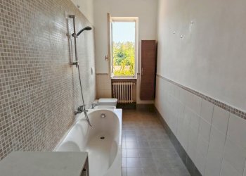 Bagno - Three-room apartment VIA SAN ROCCO
 
53, Vergiate - photo 20