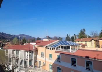 Edificio all\'aperto - Three-room apartment Via Fabbriche, Meina - photo 4