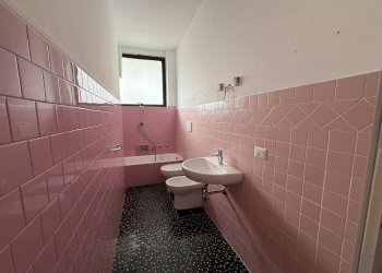 Bagno - Office via Dell'Olmo, Sesto Calende - photo 7