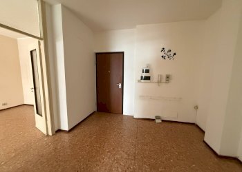 Stanza vuota - Office via Dell'Olmo, Sesto Calende - photo 9