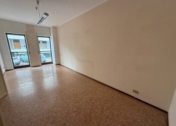 Stanza vuota - Office via Dell'Olmo, Sesto Calende - photo 11