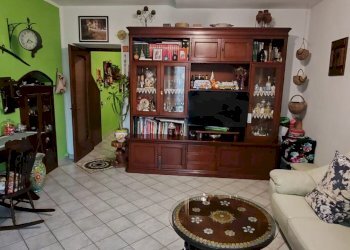 Soggiorno - Two-room apartment via Manzoni, Fagnano Olona - photo 9