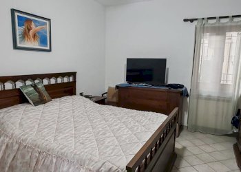 Camera / camera da letto - Two-room apartment via Manzoni, Fagnano Olona - photo 11