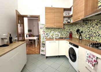 Four-room apartment Via del Ponte all'Asse, Firenze (neighborhood Santa Maria Novella) - photo 4