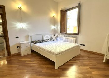 Four-room apartment Via del Ponte all'Asse, Firenze (neighborhood Santa Maria Novella) - photo 14