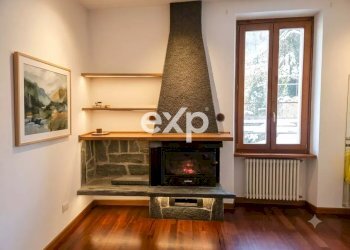 Three-room apartment Via Cacciatori delle Alpi, Argegno - photo 9