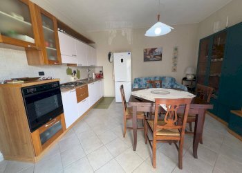 Three-room apartment Sanremo - photo 3