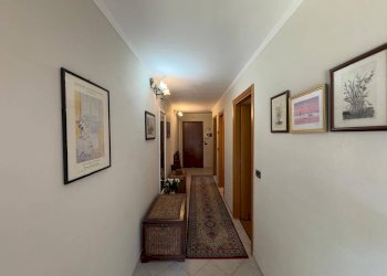 Three-room apartment Sanremo - photo 10