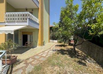 Three-room apartment Sanremo - photo 16