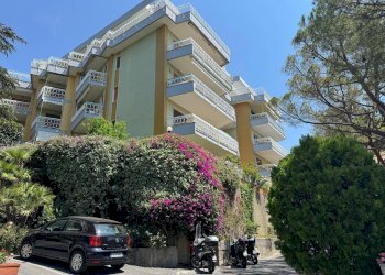 Three-room apartment Sanremo - photo 19