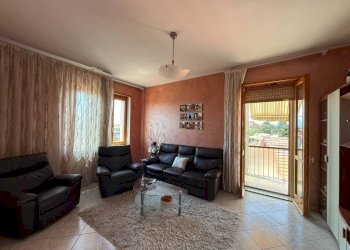 Three-room apartment Leini - photo 12