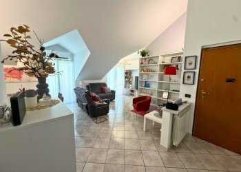 Four-room apartment Via palestro, Santhià - photo 11