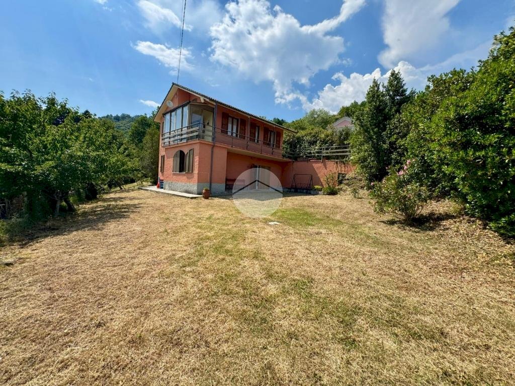 Casa indipendente Varese FRAZIONE COMUNEGLIA n. 2C Piano T, Varese Ligure - foto 2