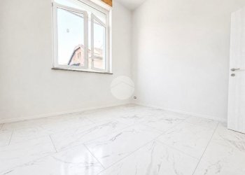 Four-room apartment Via Macedonia, Collegno - photo 10
