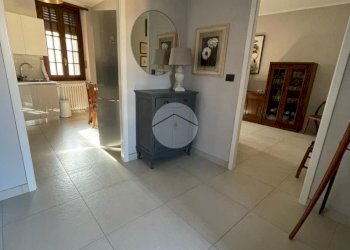 Three-room apartment Via Fabbri, Caselle Torinese - photo 1