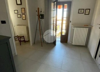 Three-room apartment Via Fabbri, Caselle Torinese - photo 2