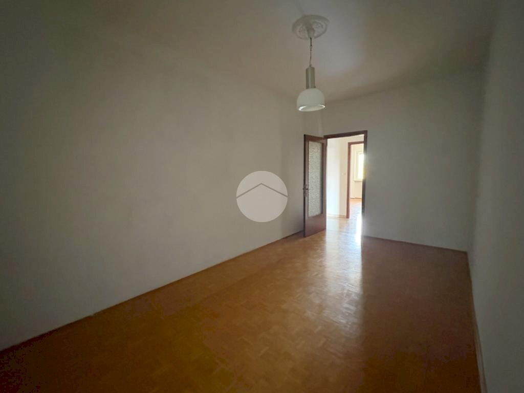 Four-room apartment Via G. Rossini, Ivrea - photo 3
