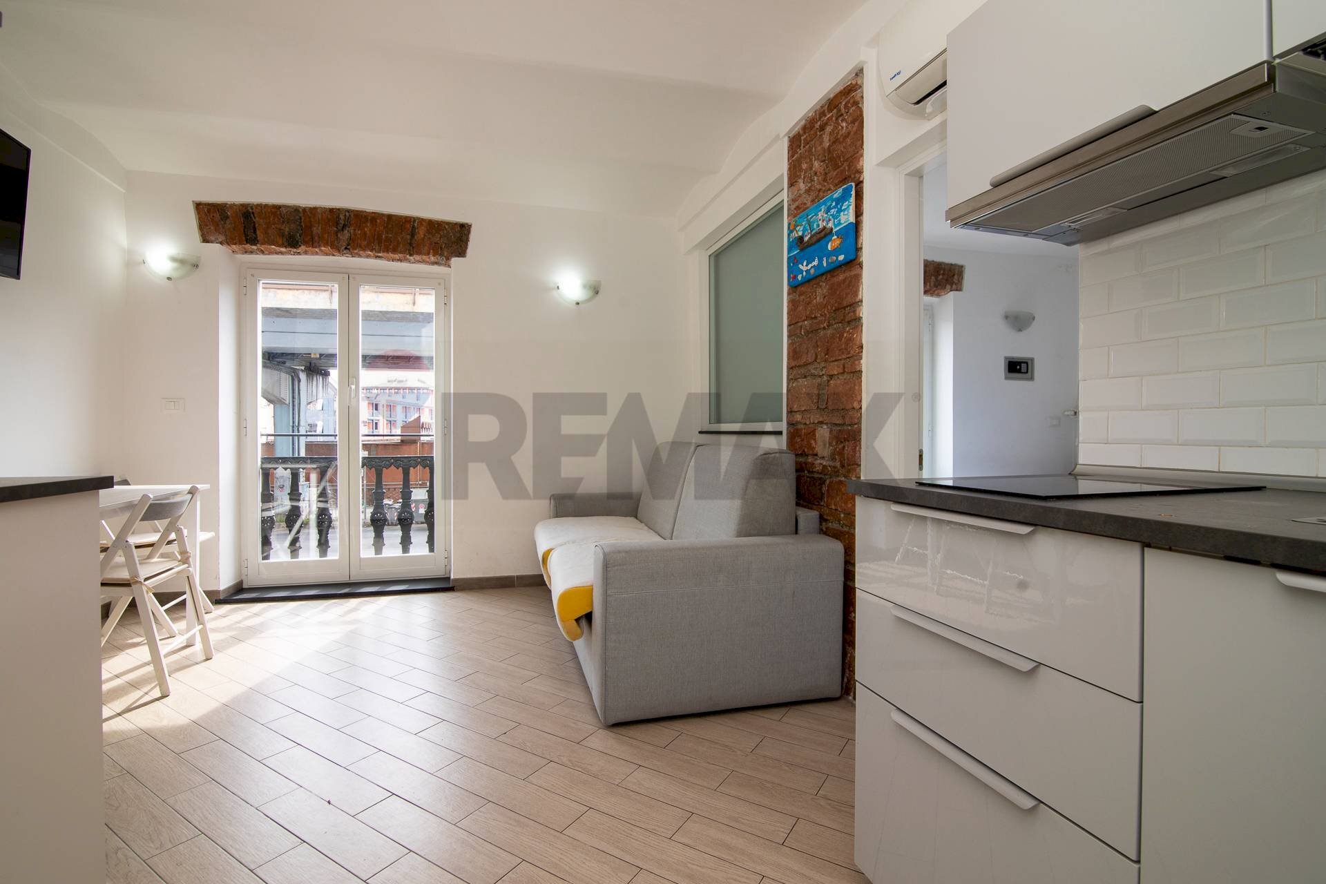Monolocale Via Di Sottoripa, 78r 
 Centro Storico, Genova (zona Centro Storico) - foto 2