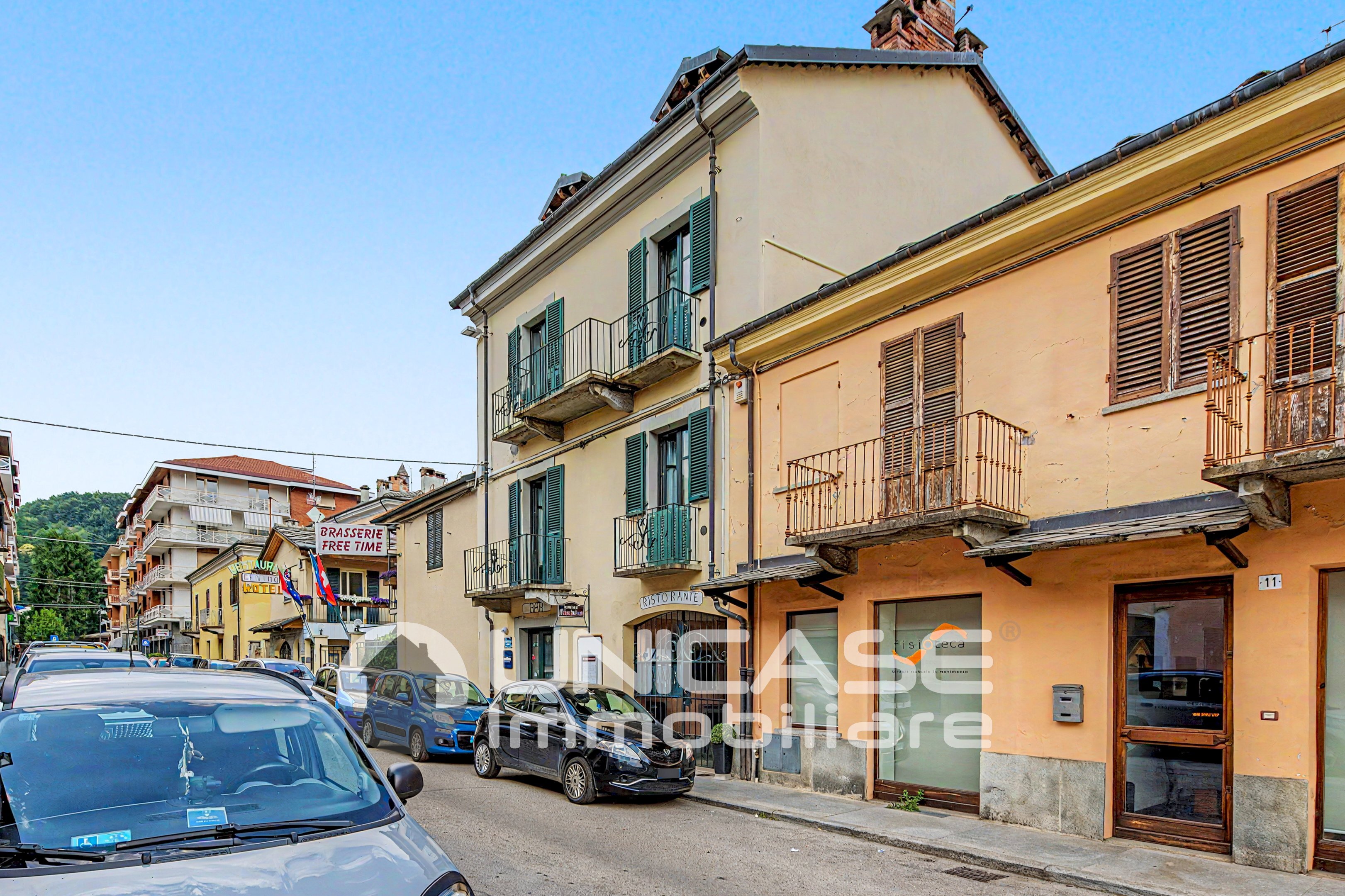 Facciata - Ristorante Via Caduti per la Libertà, 9, Torre Pellice - foto 3