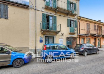 Facciata - Ristorante Via Caduti per la Libertà, 9, Torre Pellice - foto 1