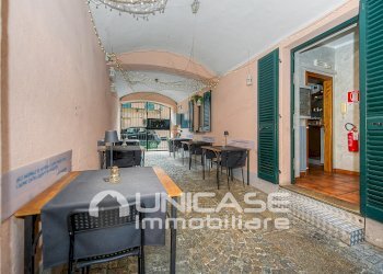 portico - Ristorante Via Caduti per la Libertà, 9, Torre Pellice - foto 9