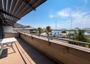 Two-room apartment Via Aurelia, San Lorenzo al Mare - photo 1