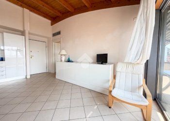 Two-room apartment Via Aurelia, San Lorenzo al Mare - photo 19